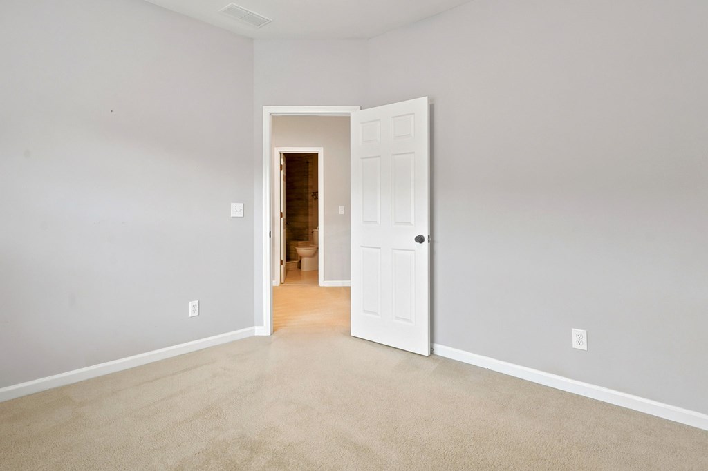225 Brookview Place Property Photo 32