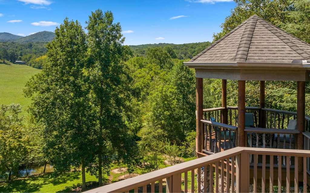 2579 State Hwy 66 Property Photo 20