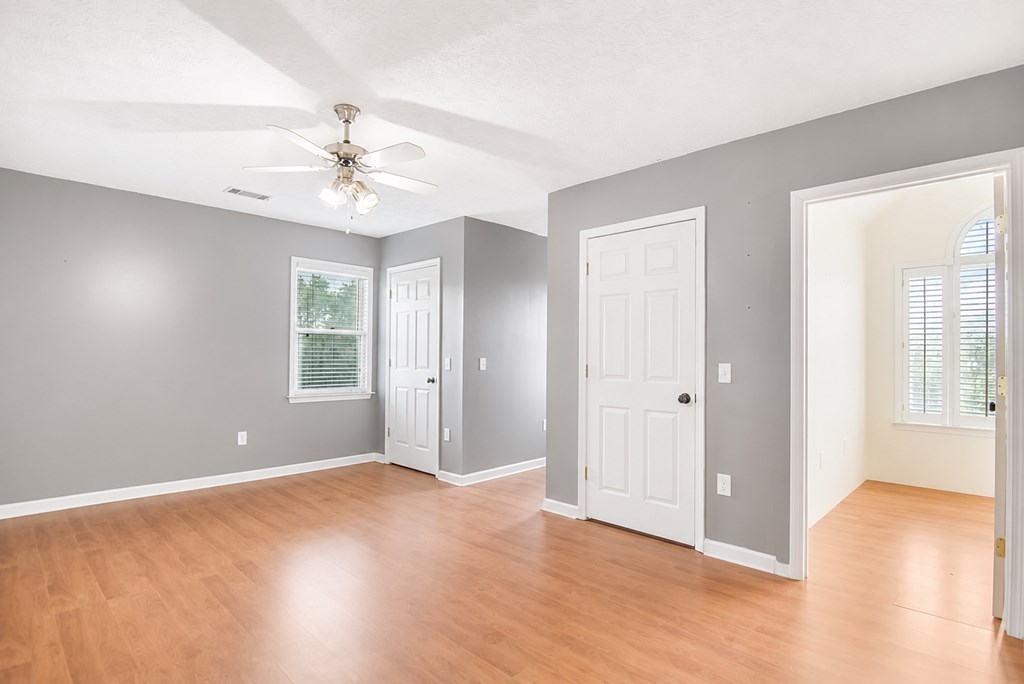 233 Ivy Ridge Property Photo 11