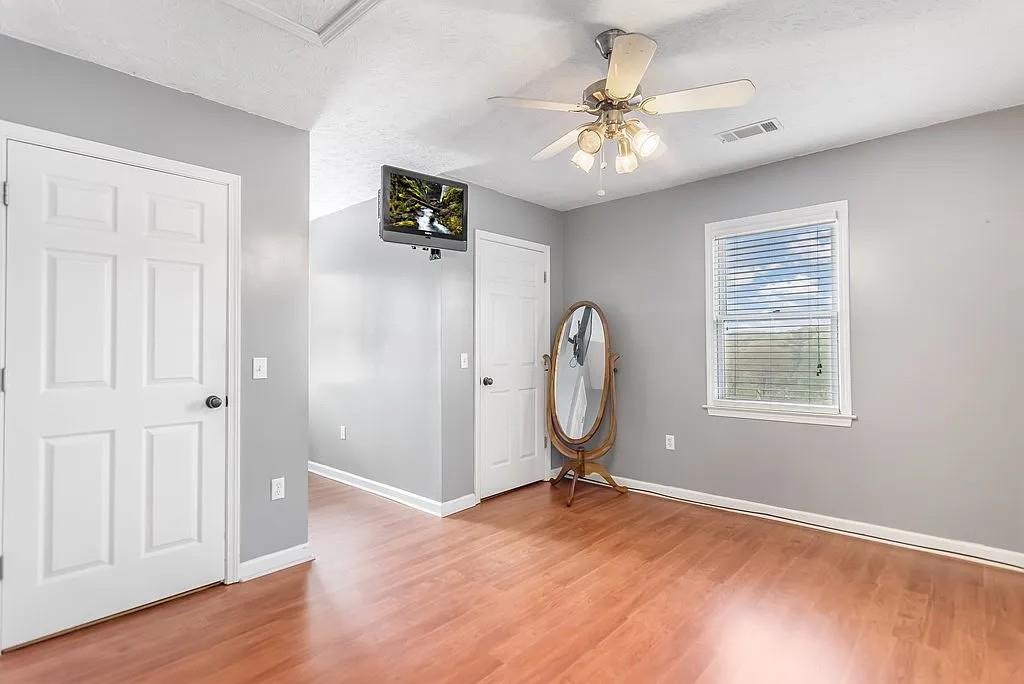 233 Ivy Ridge Property Photo 29