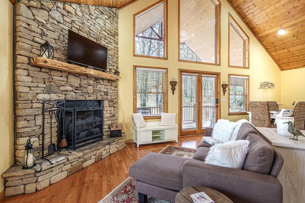 198 Dew Drop Lane Property Photo 1
