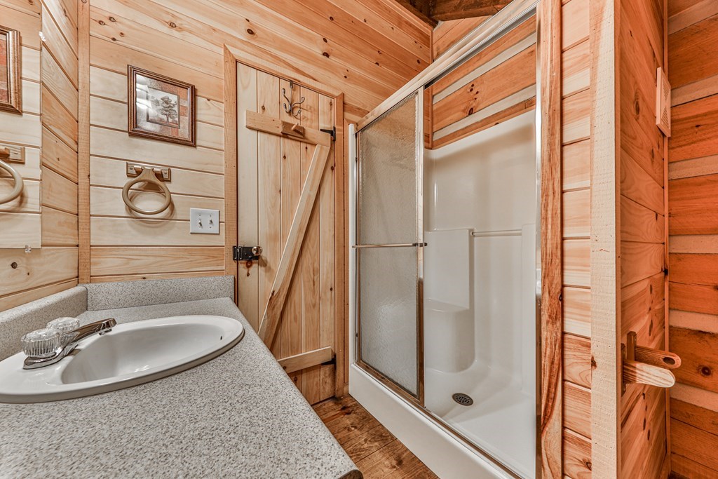 245 Weeks Creek Property Photo 8