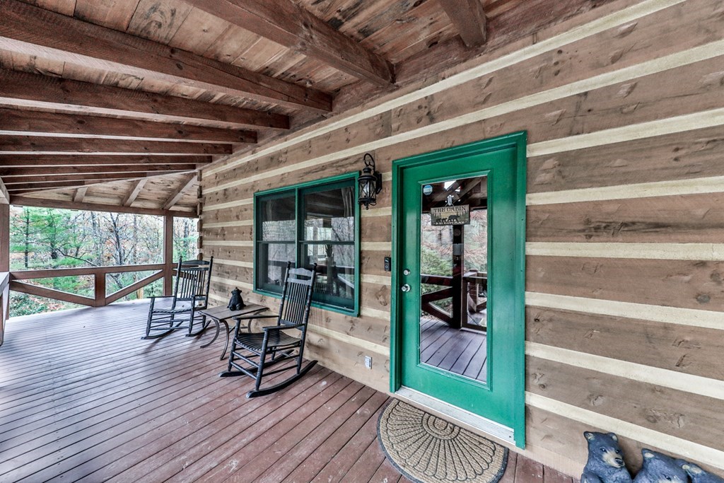 245 Weeks Creek Property Photo 10