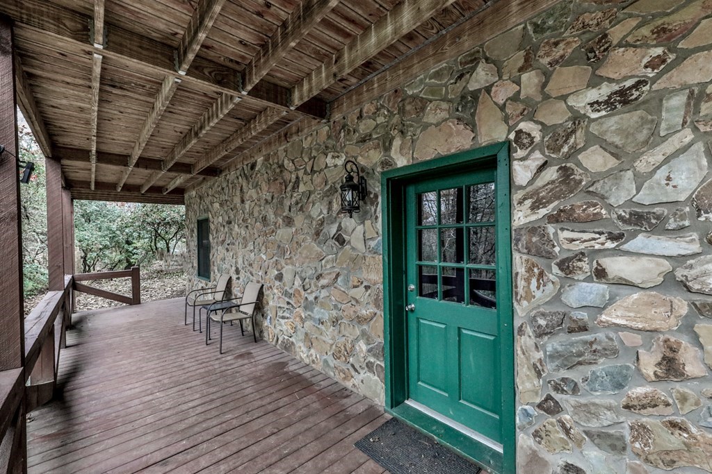 245 Weeks Creek Property Photo 12