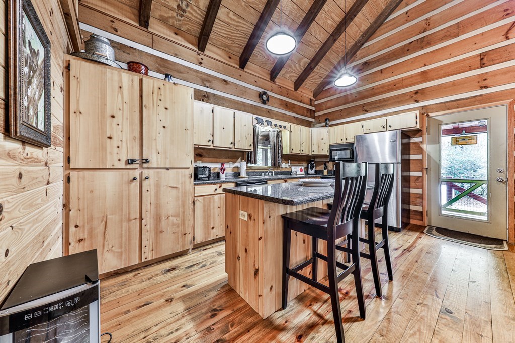 245 Weeks Creek Property Photo 36
