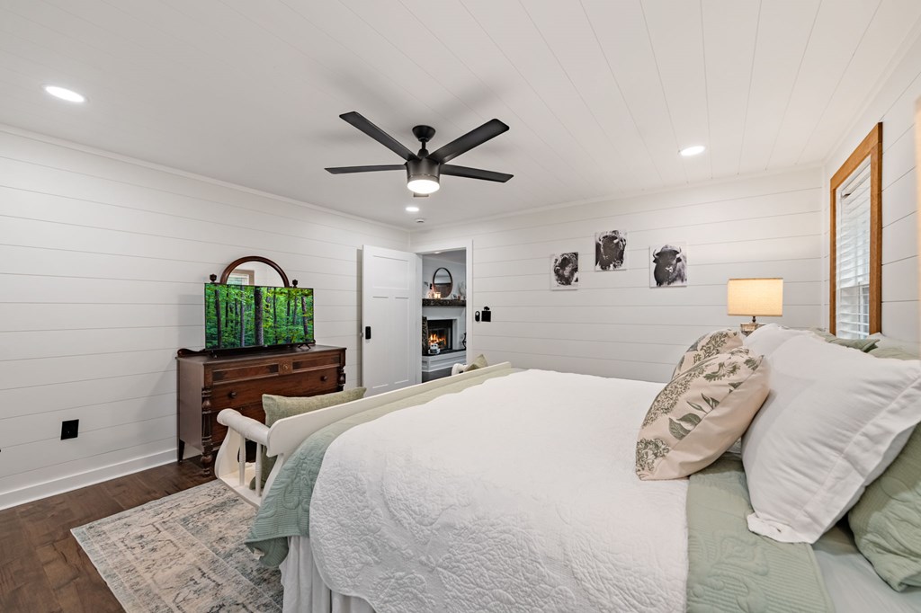 135 Rolling Hills Drive Property Photo 33
