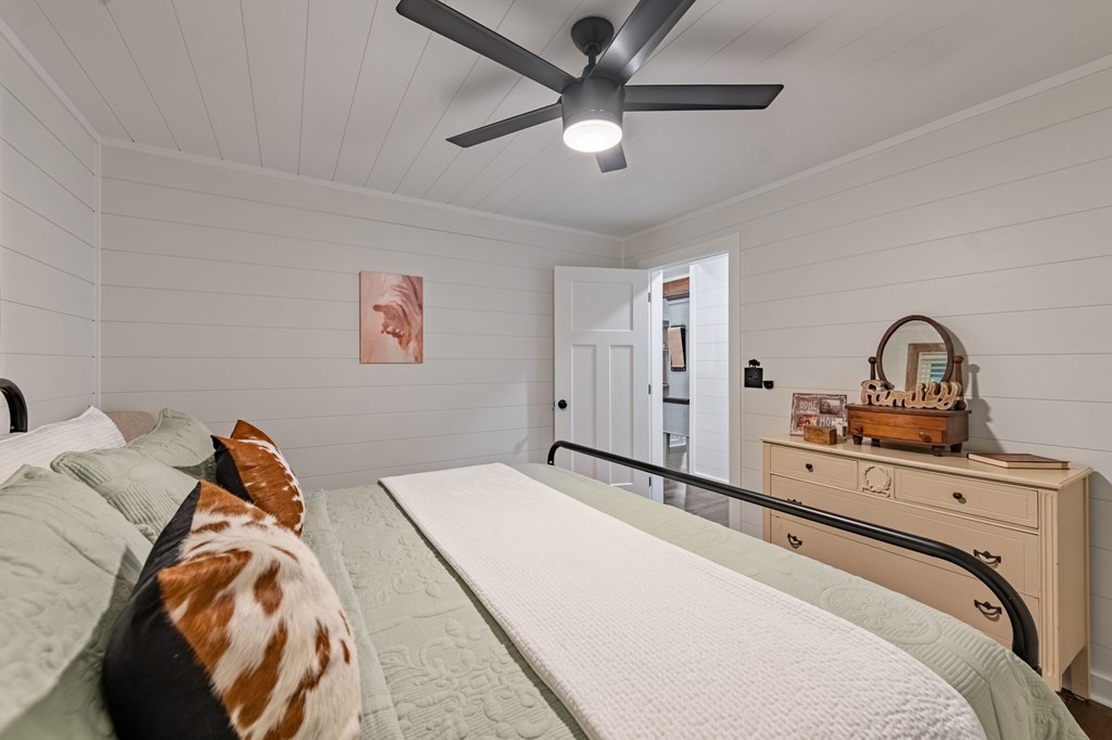 135 Rolling Hills Drive Property Photo 38