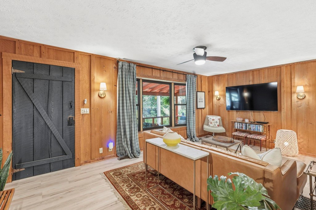 23 Briar Cove Lane Property Photo 12