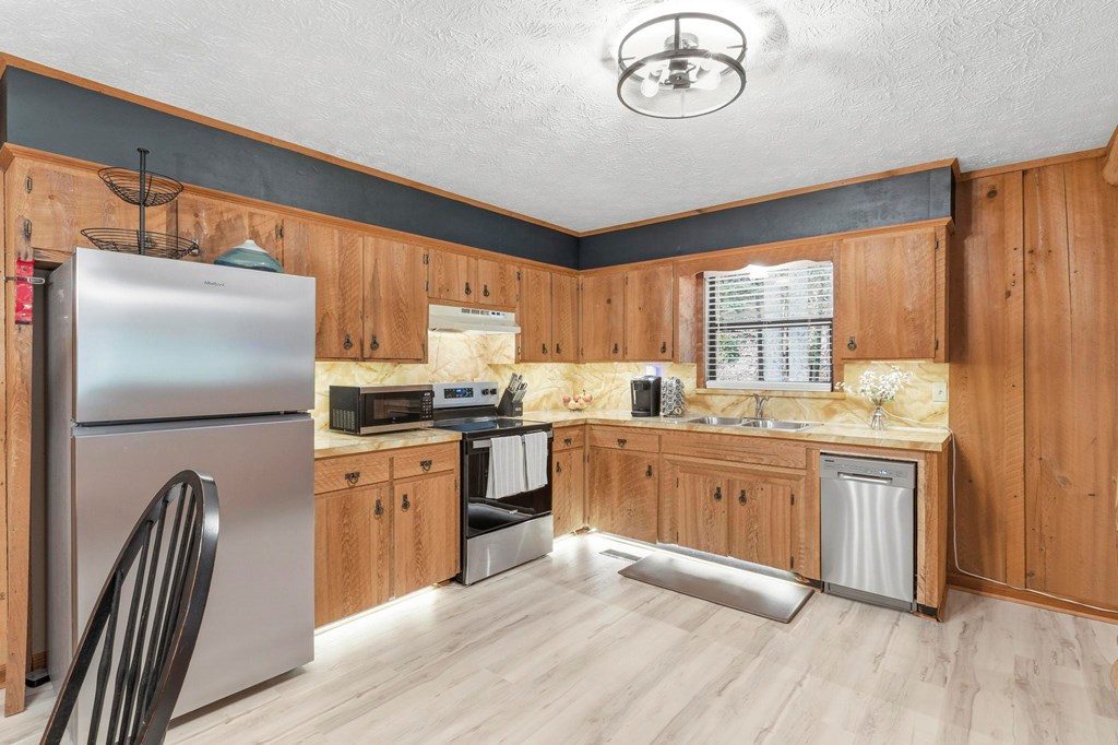 23 Briar Cove Lane Property Photo 16