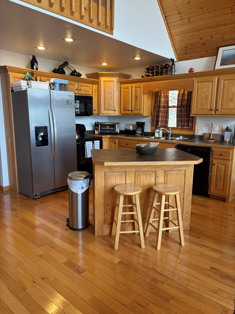 380 Buck Ridge Drive Property Photo 13