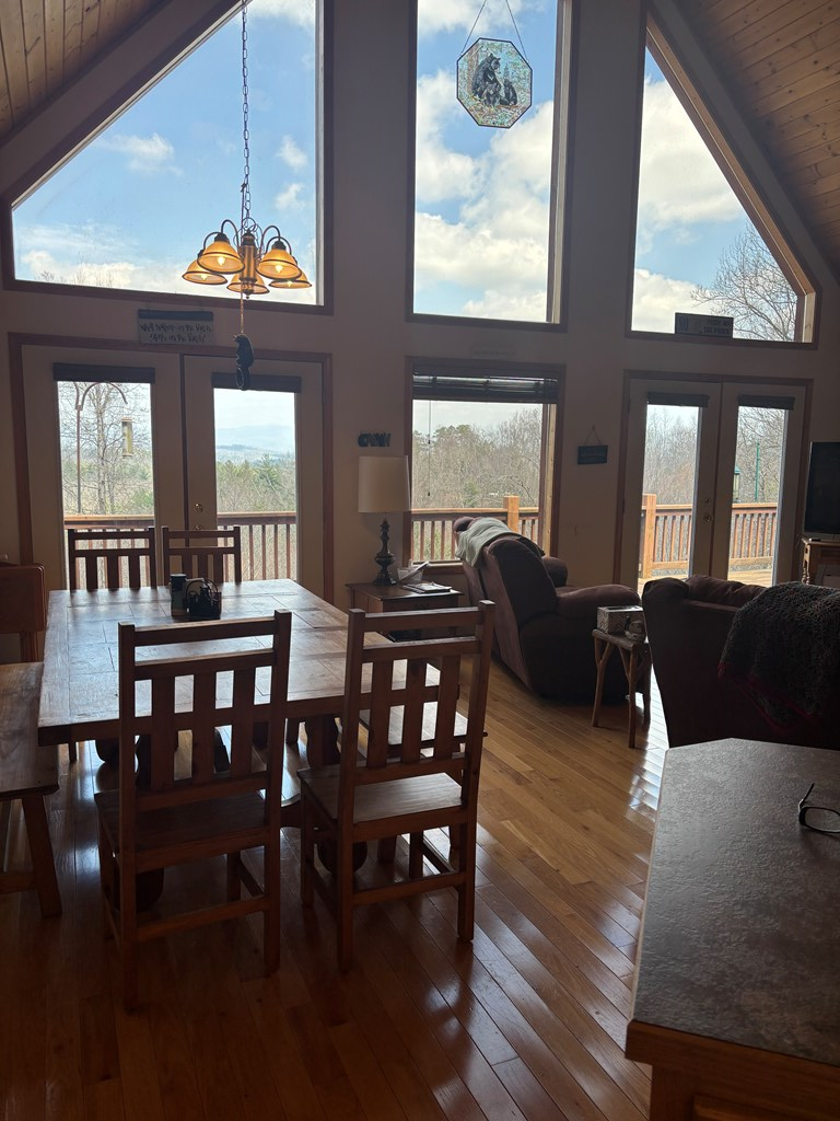 380 Buck Ridge Drive Property Photo 14