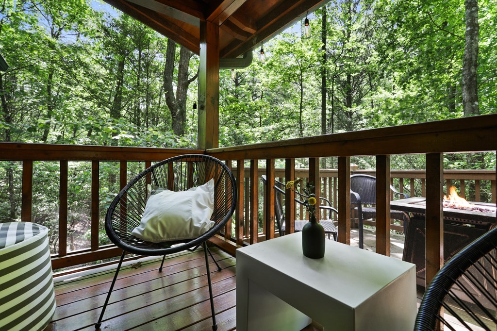189 Cherry Lake Drive Property Photo 25
