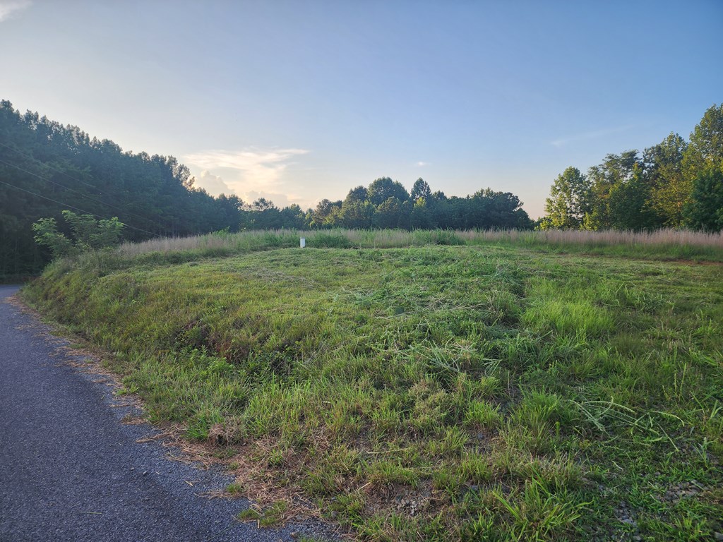 2027 Pleasant Valley Road Property Photo 8
