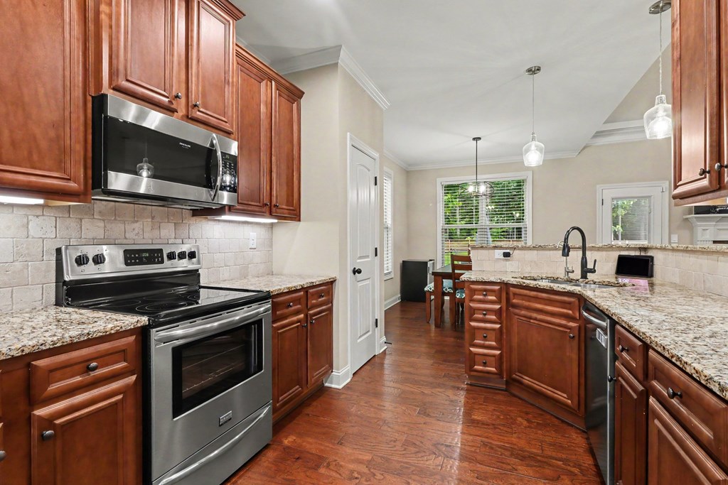 64 Blandwood Dr. Property Photo 13