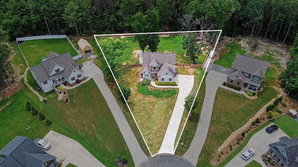 64 Blandwood Dr. Property Photo 32