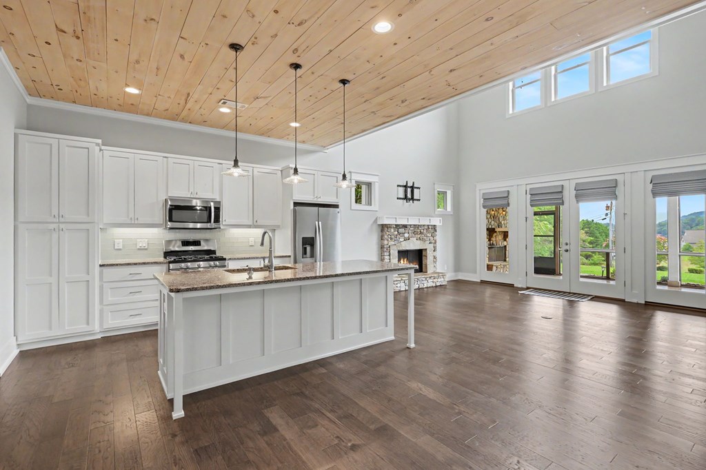 903 Elf School Road Property Photo 12