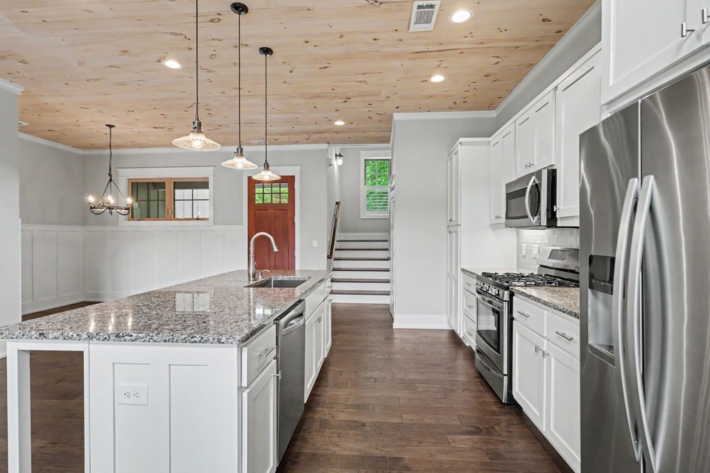 903 Elf School Road Property Photo 14