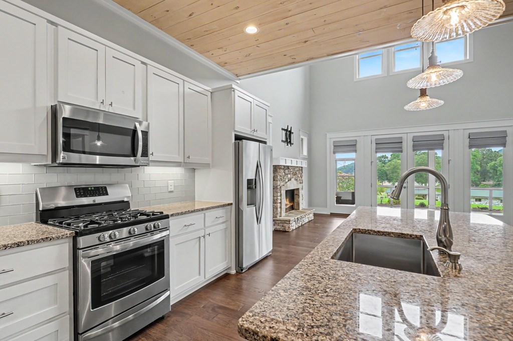903 Elf School Road Property Photo 17