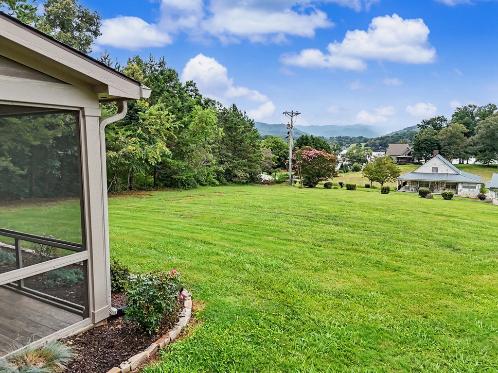 903 Elf School Road Property Photo 77