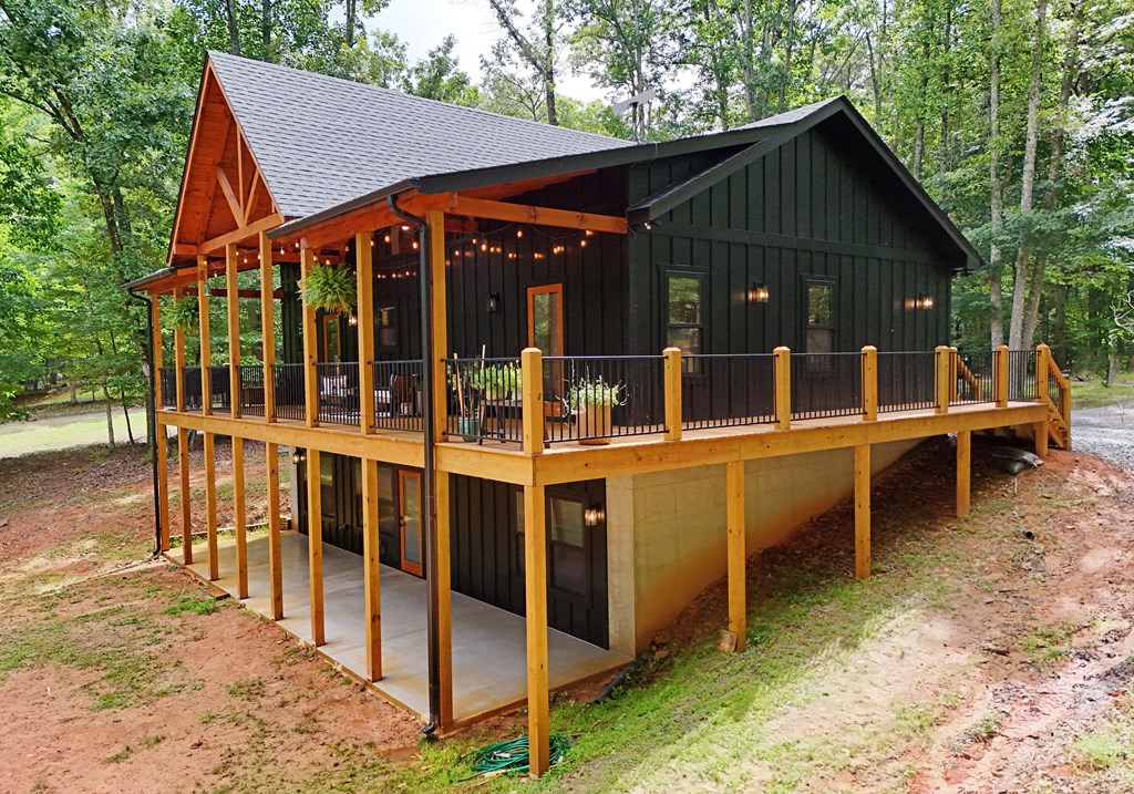 954 Tipton Springs Road Property Photo 4