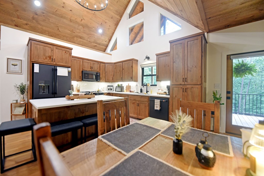 954 Tipton Springs Road Property Photo 14