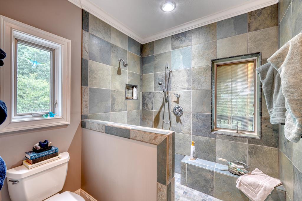 238 Meadowbrook Drive Property Photo 36