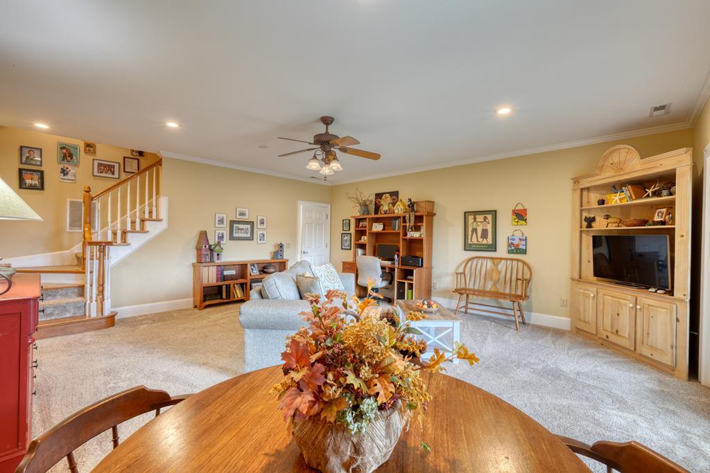 238 Meadowbrook Drive Property Photo 49