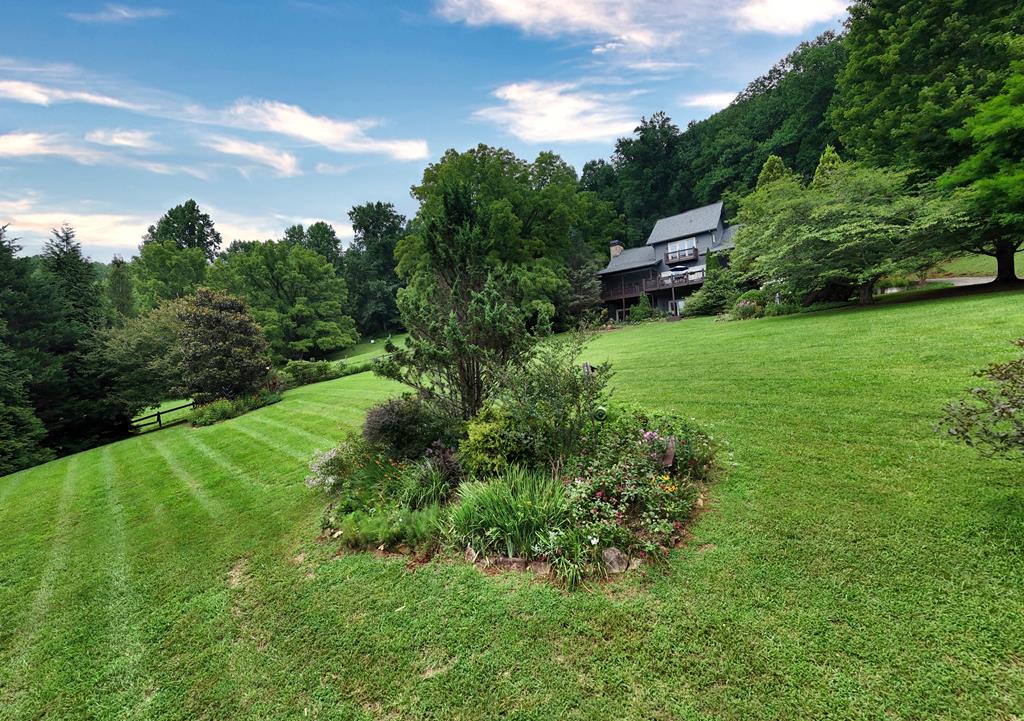 238 Meadowbrook Drive Property Photo 77