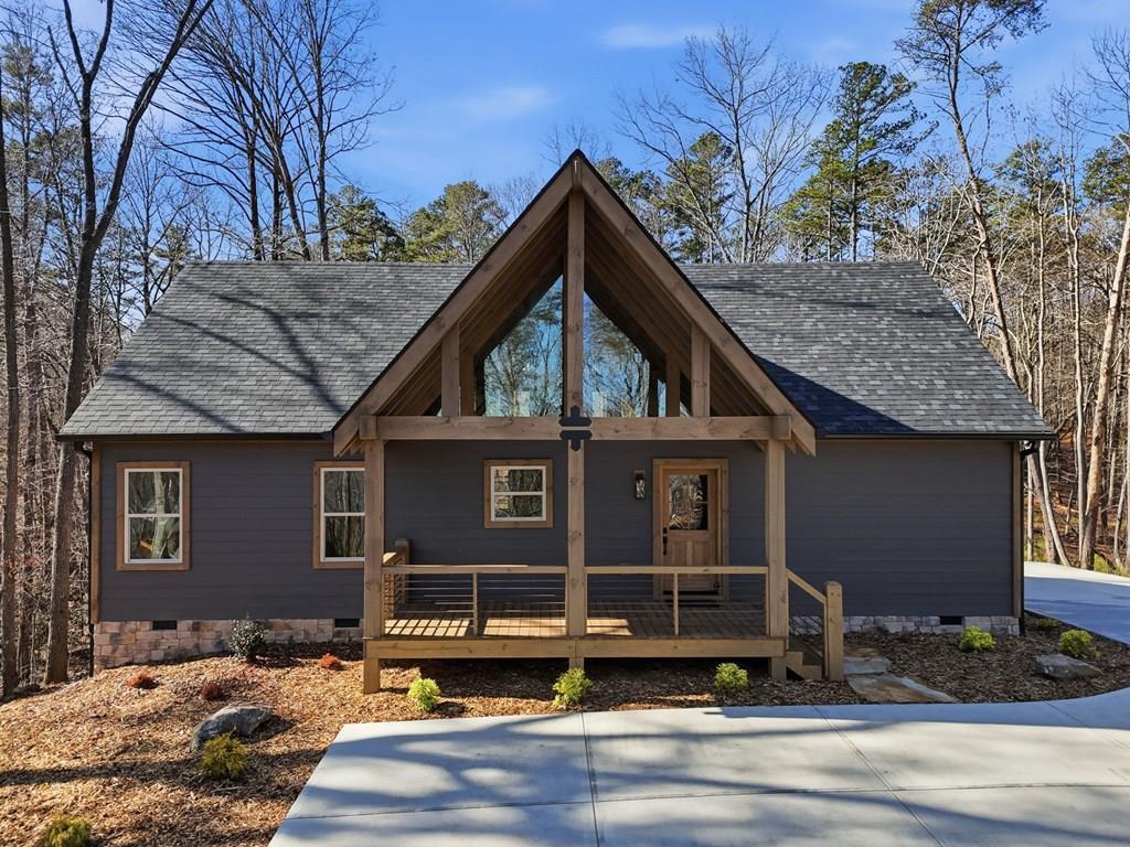 835 Hilton Drive Property Photo 3