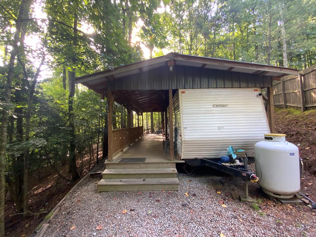 176 14th Street Property Photo 1
