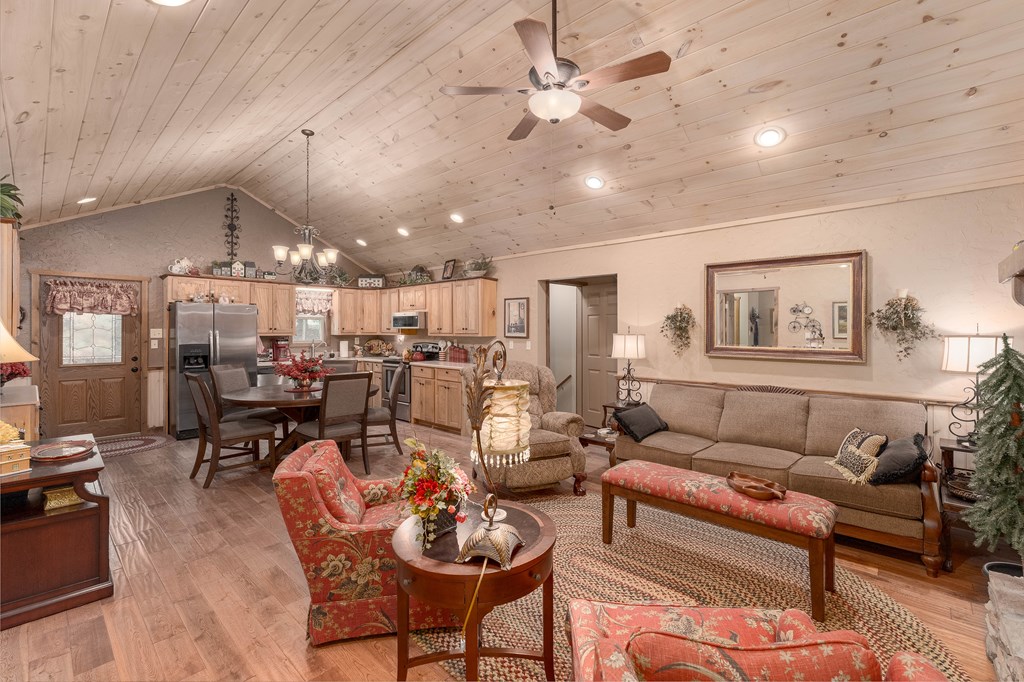 337 Branch Creek Road Property Photo 4