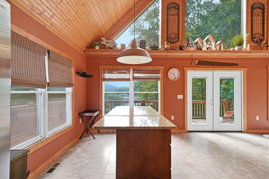 270 Marina Road Property Photo 46