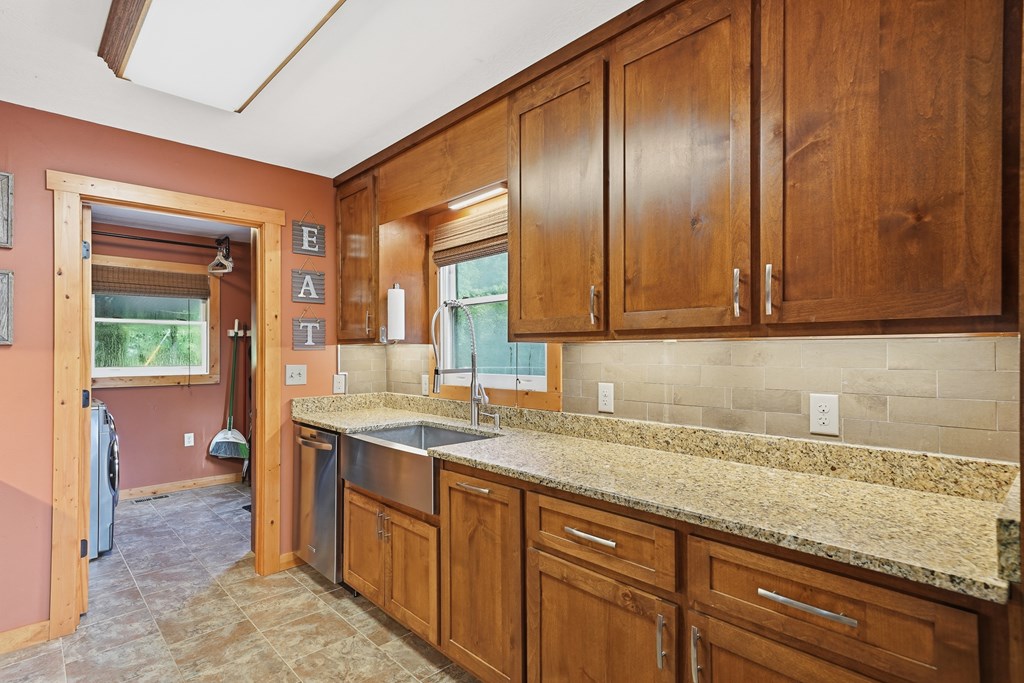 270 Marina Road Property Photo 50