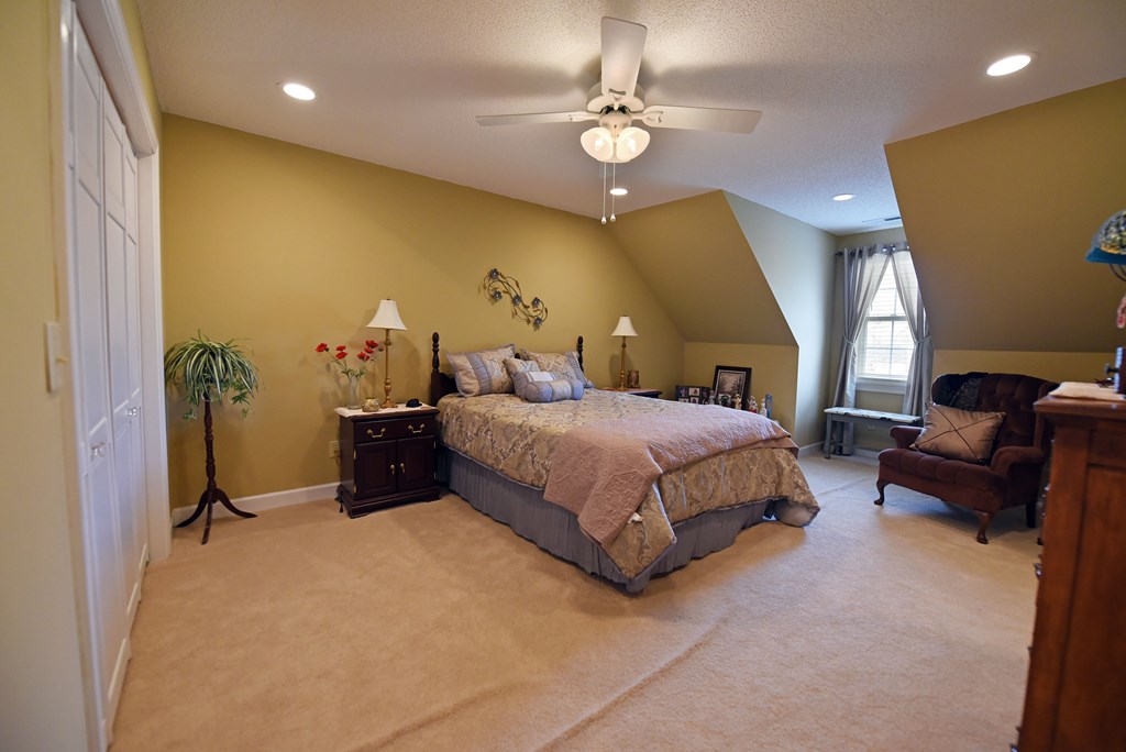 38 Oakwood Drive Property Photo 25
