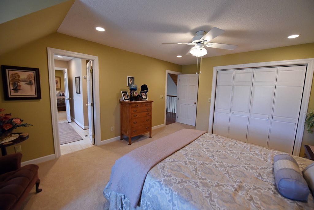 38 Oakwood Drive Property Photo 26