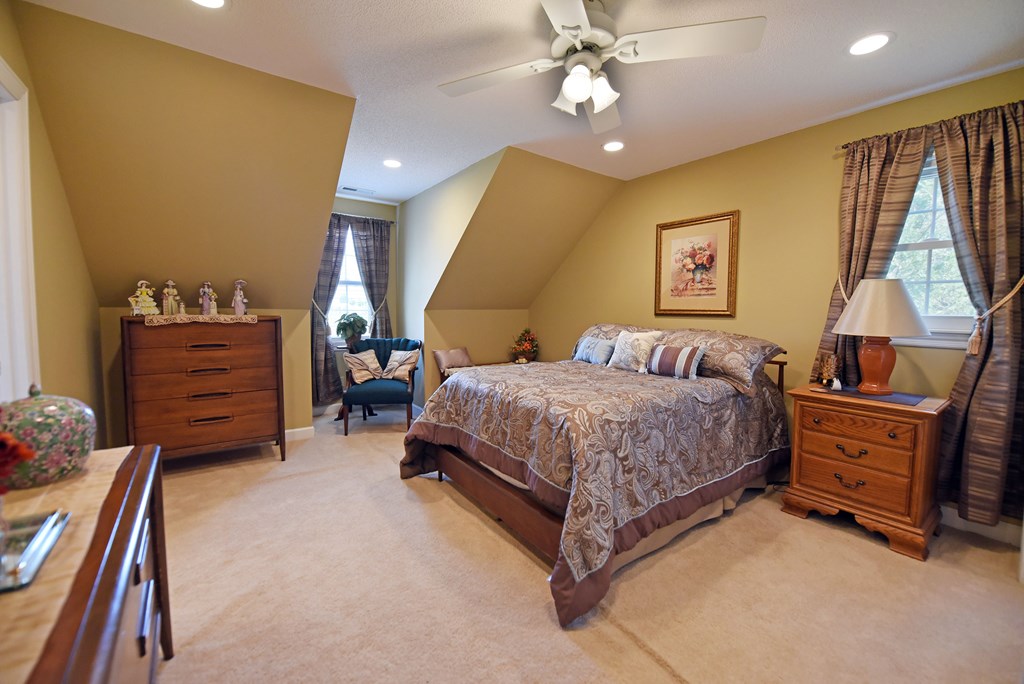 38 Oakwood Drive Property Photo 27