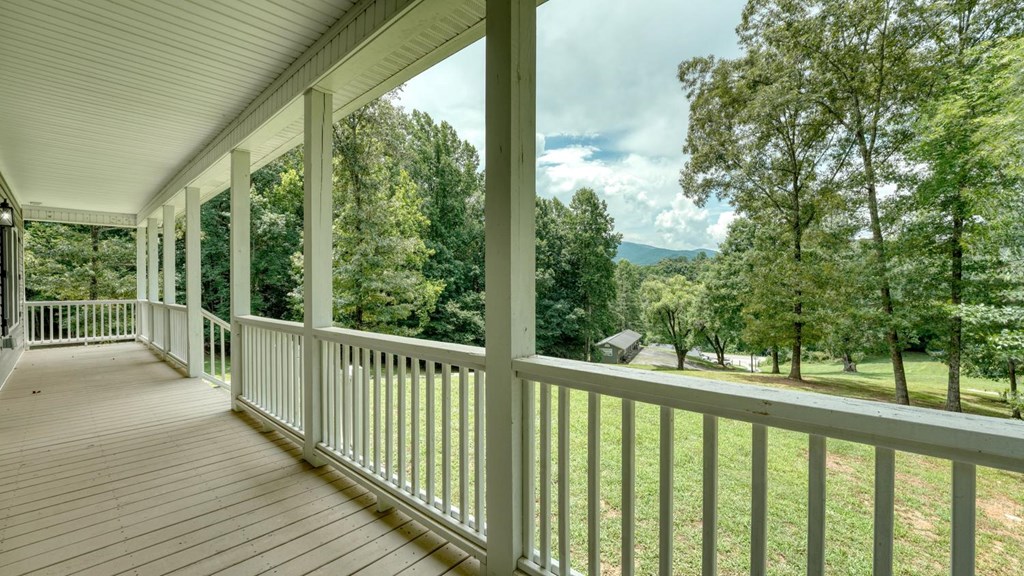 119 Satterfield Place Property Photo 6