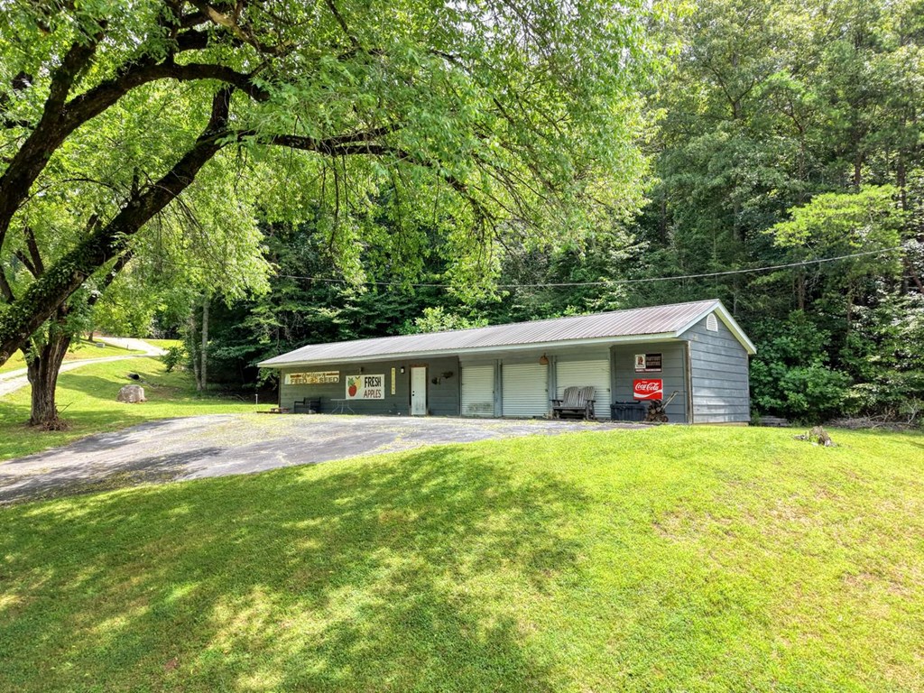 119 Satterfield Place Property Photo 13