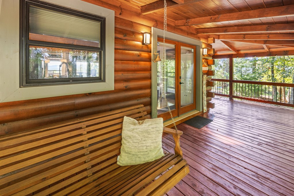 832 Scenic Mountain View Road Property Photo 3