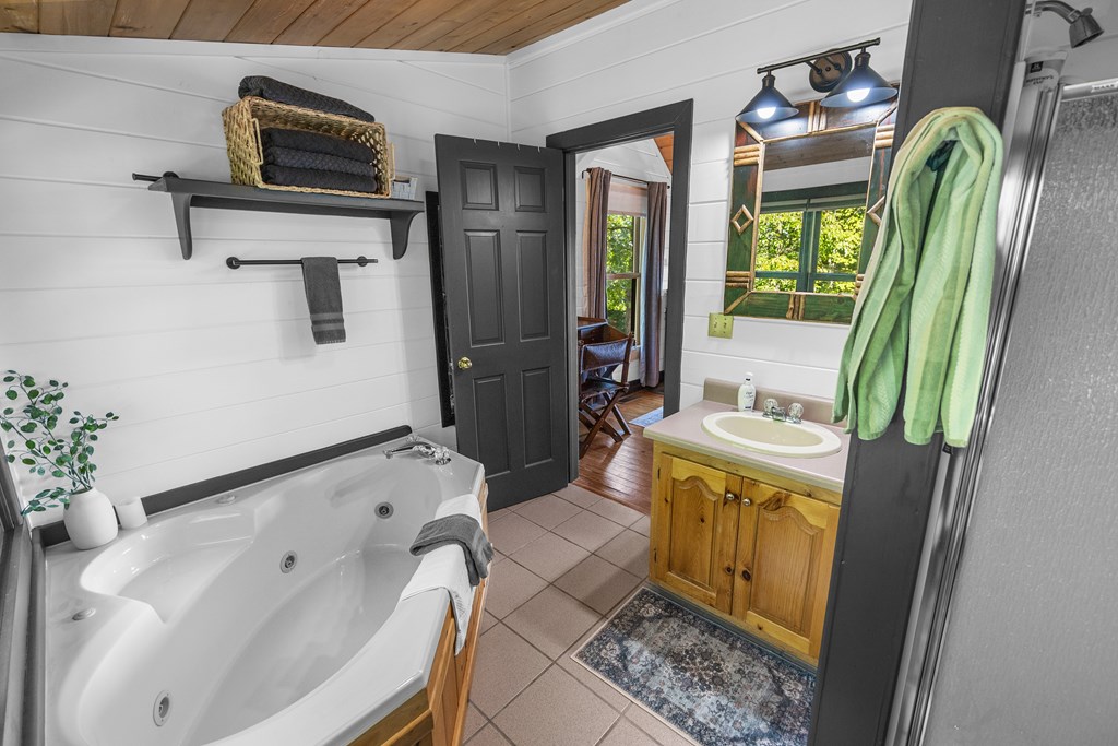832 Scenic Mountain View Road Property Photo 22