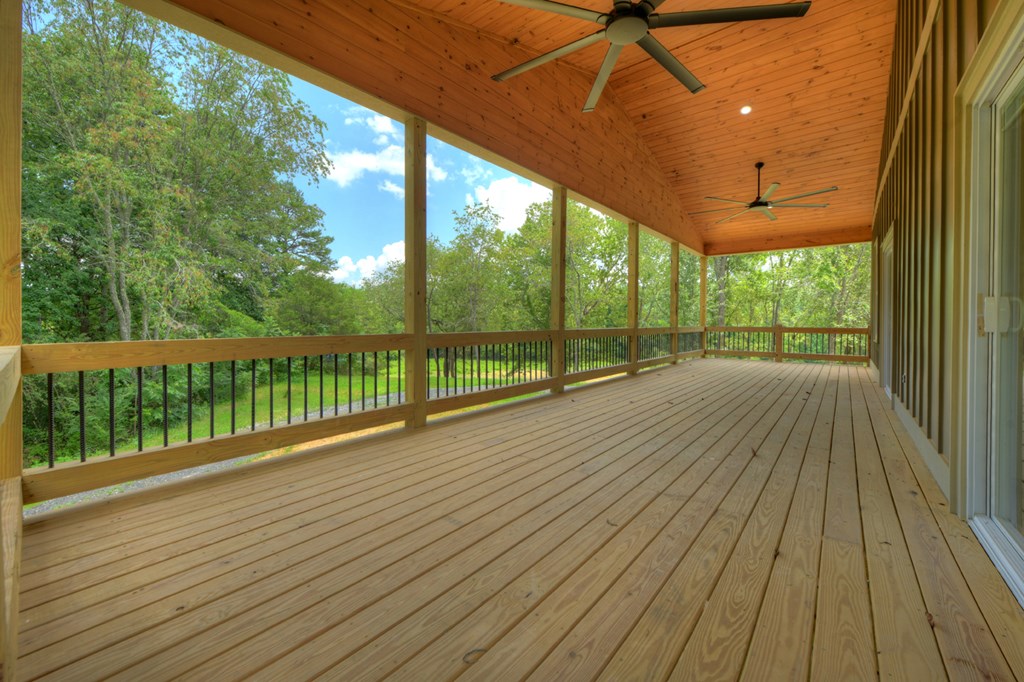 2125 Shady Grove Road Property Photo 22