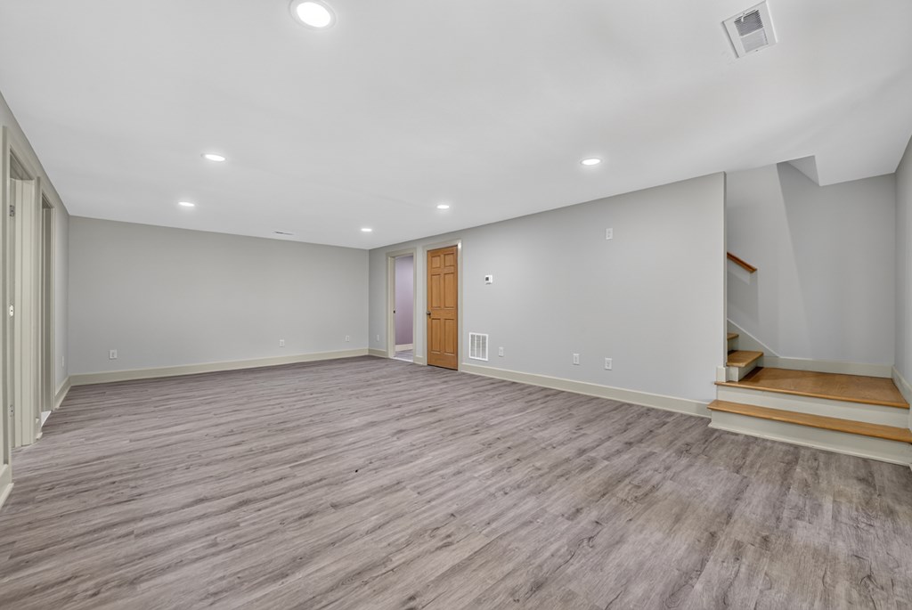 2125 Shady Grove Road Property Photo 31