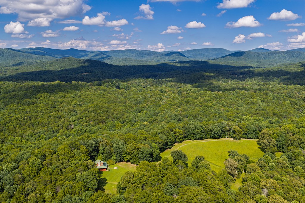 196 Creek Camp Road Property Photo 6