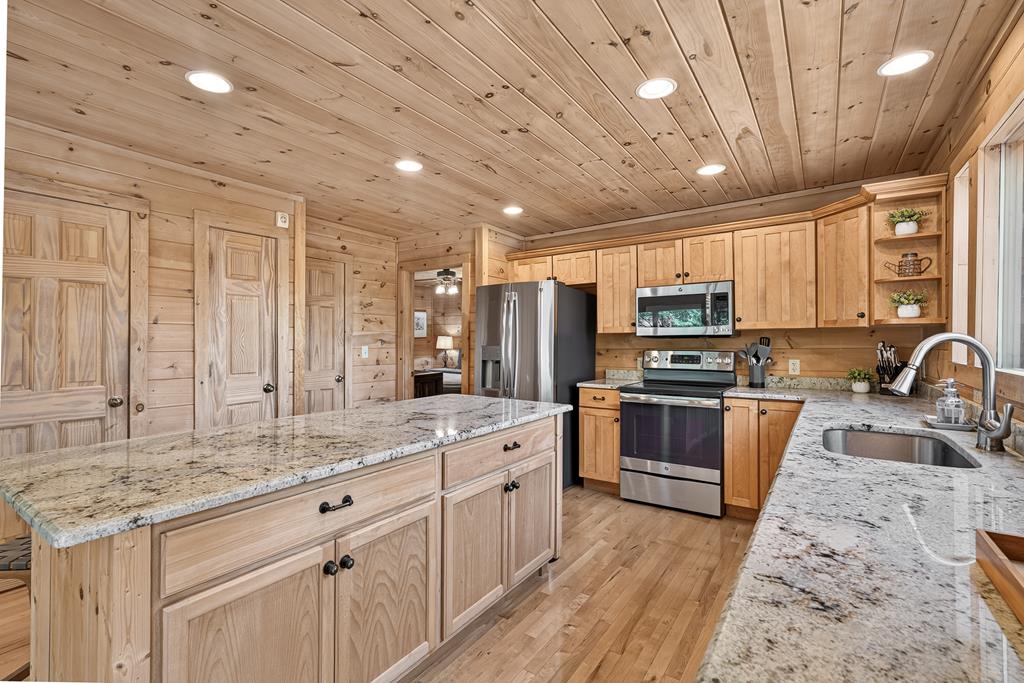 78 Mountain Peaks Lane Property Photo 18