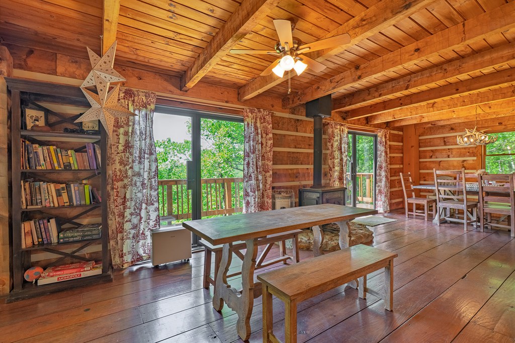 1049 Rockwater Road Property Photo 10