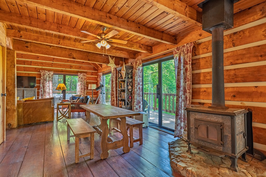 1049 Rockwater Road Property Photo 11