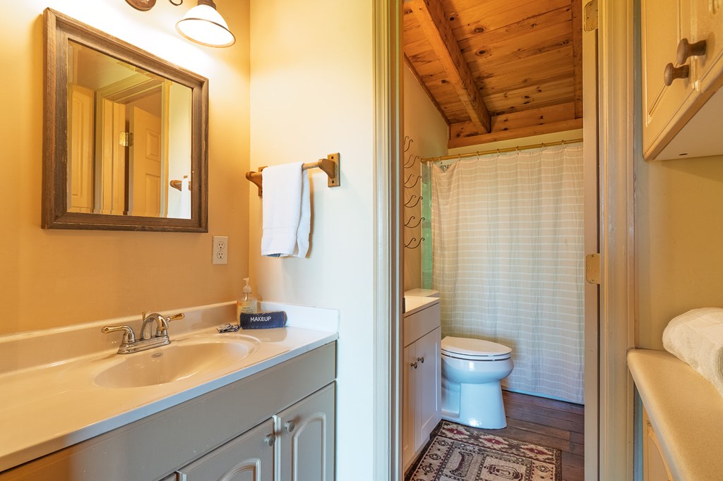 1049 Rockwater Road Property Photo 19