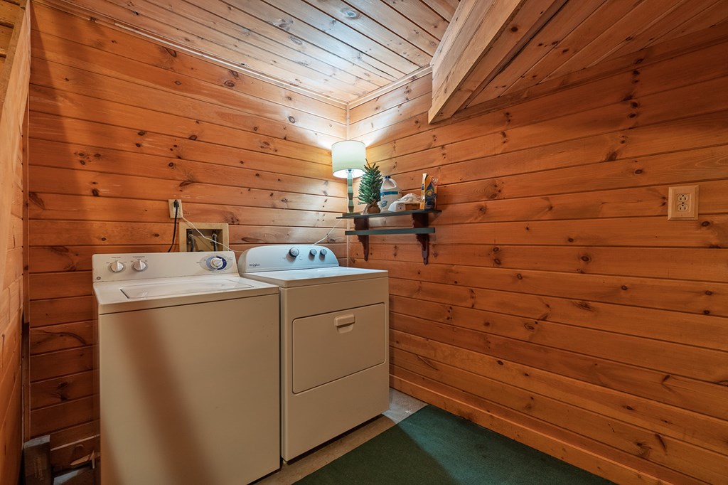 1049 Rockwater Road Property Photo 23