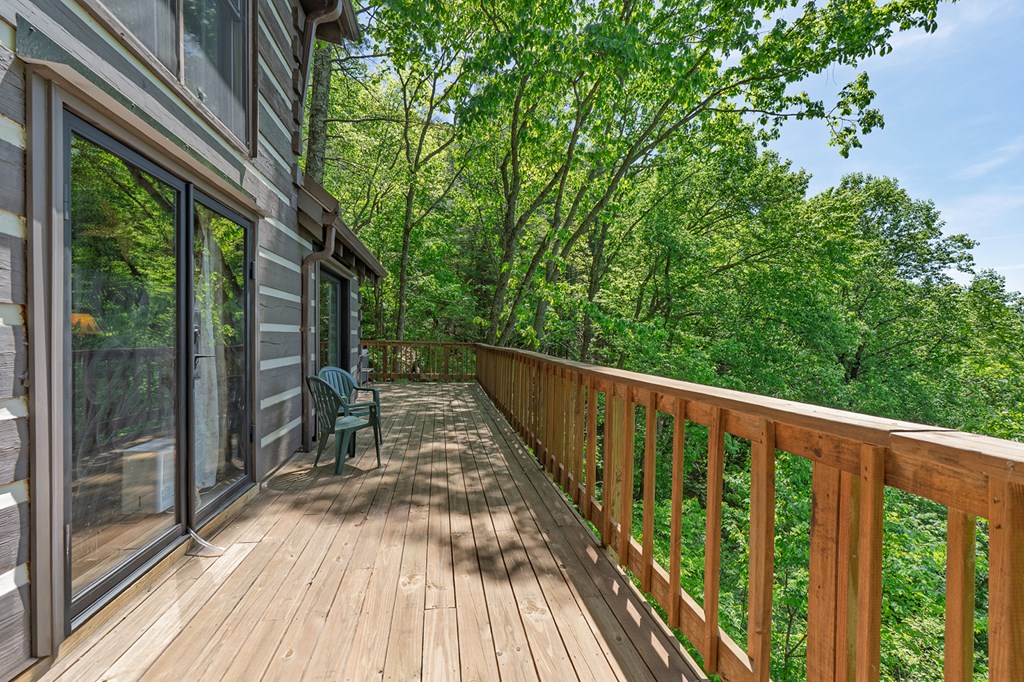 1049 Rockwater Road Property Photo 31