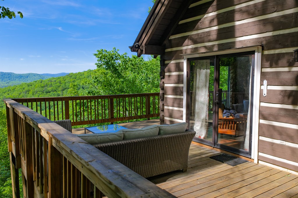 1049 Rockwater Road Property Photo 45